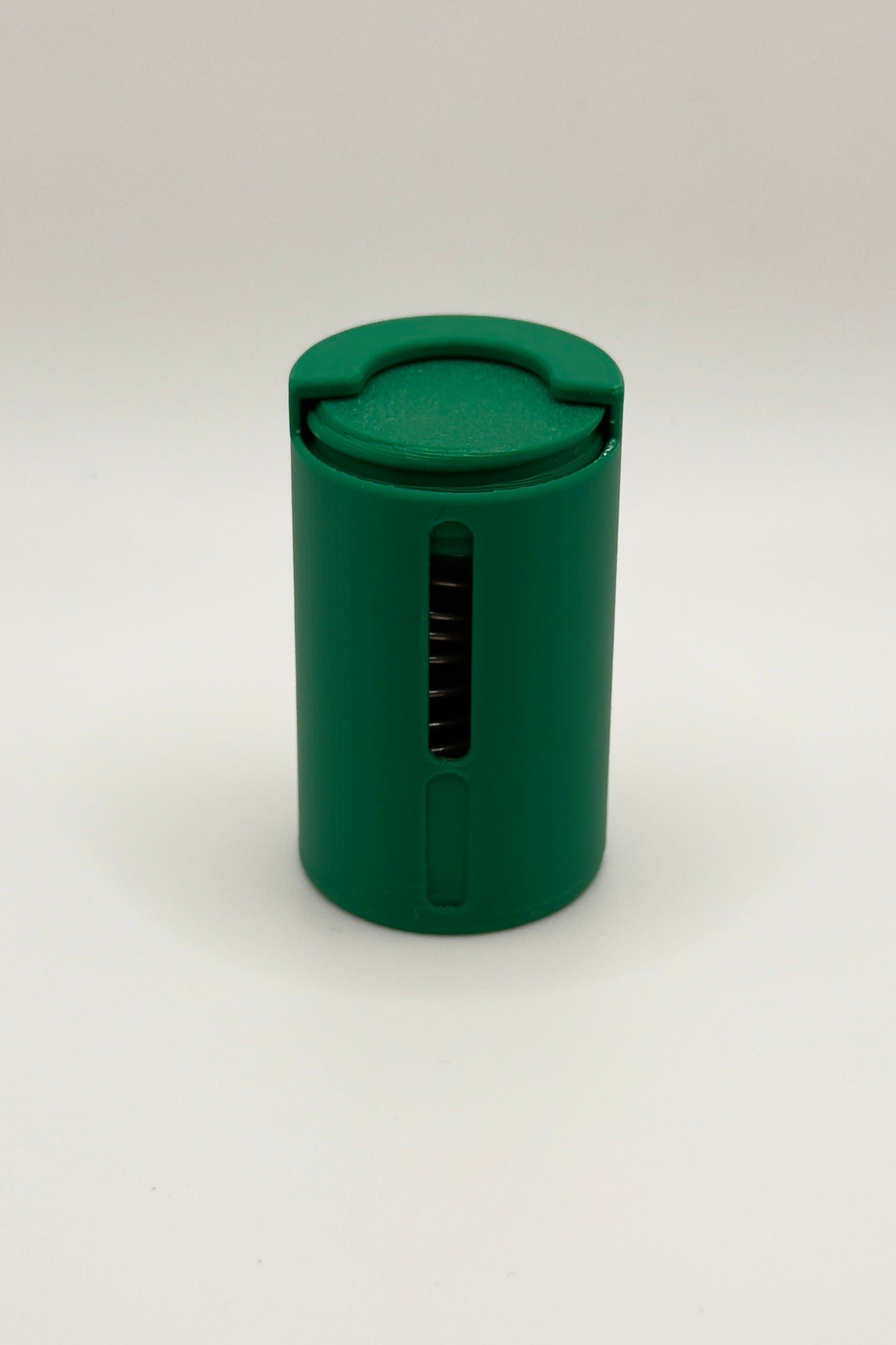 “Mean Green” Muntenkoker met Springveer (Klein)